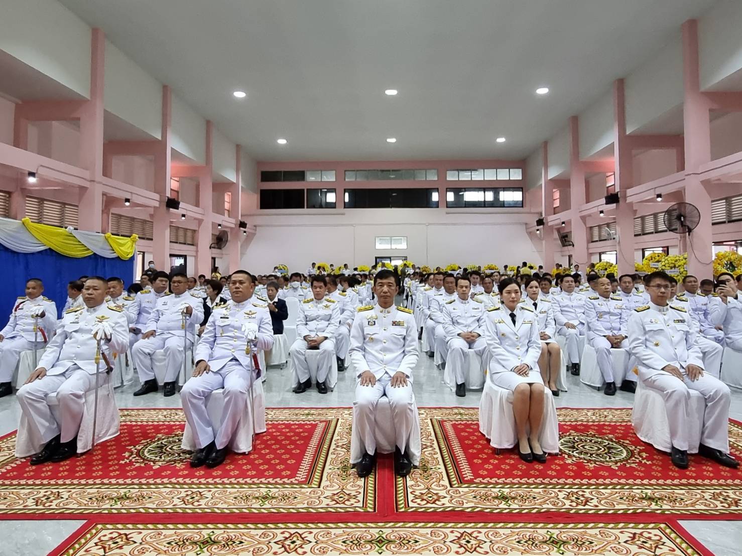 สภ.แม่สะเรียง,ร่วมประกอบพิธีวางพวงมาลา เนื่องในวันนวมินทรมหาราช 13 ตุลาคม 2566