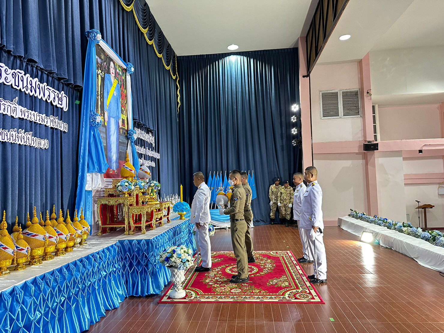 กิจกรรมทำบุญตักบาตร เนื่องในโอกาสเฉลิมพระเกียรติสมเด็จพระนางเจ้าสิริกิติ์พระบรมราชินีนาถพระบรมราชชนนีพันปีหลวง เนื่องในโอกาสวันเฉลิมพระชนมพรรษา 12 สิงหาคม 2566,สภ.แม่สะเรียง