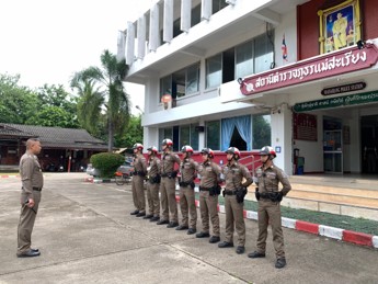 วันที่ 6 มีนาคม 2568 พ.ต.อ.รัฐวิชญ์  วศินพงศ์ธนัช ผู้กำกับการสถานีตำรวจภูธรแม่สะเรียง ได้ชี้แจงเจ้าหน้าที่สายตรวจ และจราจร  โดยกำชับเจ้าหน้าที่ทุกนายห้ามรับสินบนหรือทุจริตในการปฏิบัติหน้าที่โดยเด็ดขาด