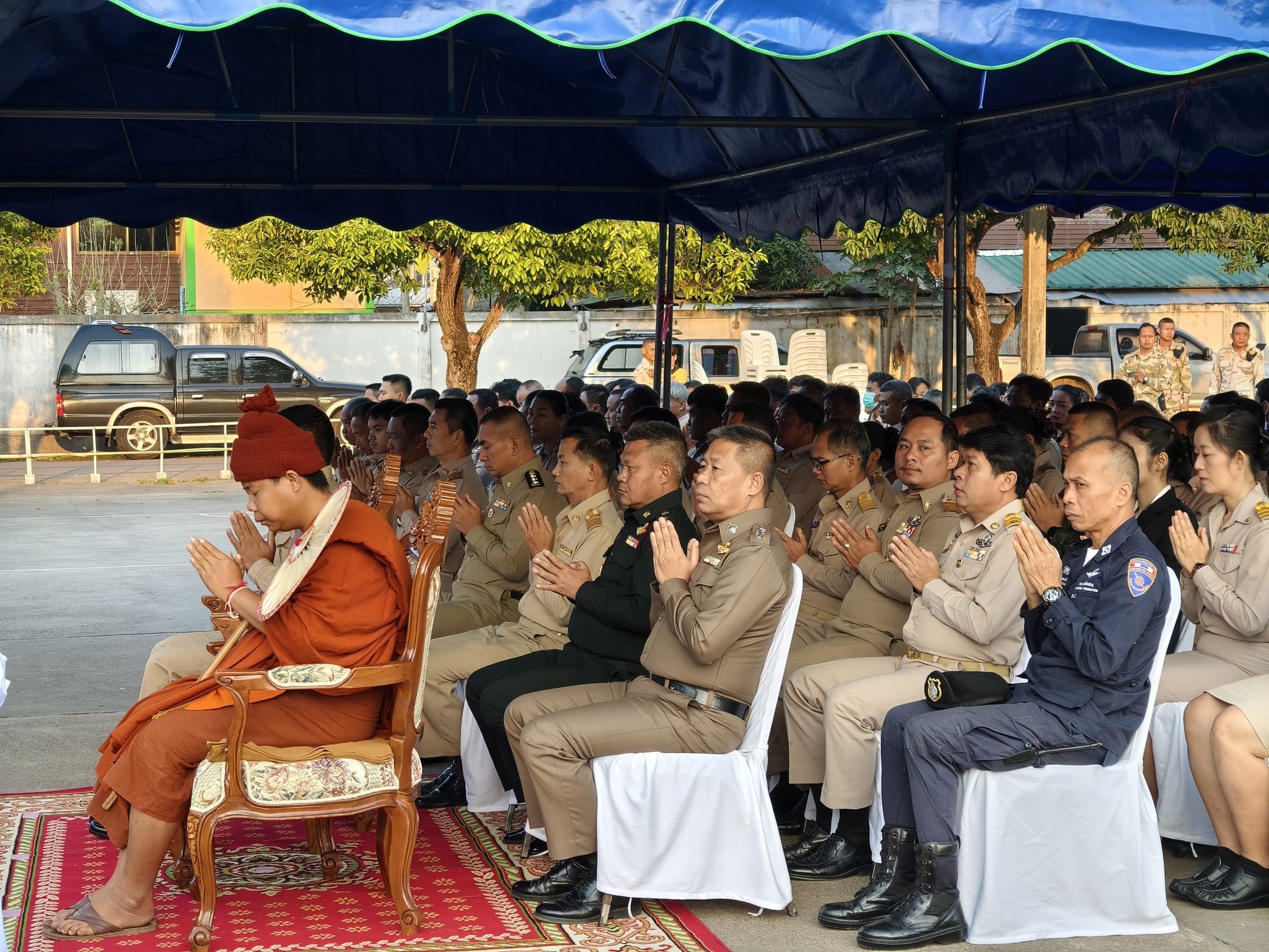 ร่วมกิจกรรมพิธีบวงสรวงและพิธีสวดพระพุทธมนต์ เนื่องในวัน "คณะกรรมการหมู่บ้าน (กม.)" ประจำปี 2568 