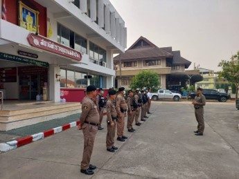 ผู้กำกับการสถานีตำรวจภูธรแม่สะเรียง ได้ชี้แจงเจ้าหน้าที่สายตรวจ และจราจร  โดยกำชับเจ้าหน้าที่ทุกนายห้ามรับสินบนหรือทุจริตในการปฏิบัติหน้าที่โดยเด็ดขาด