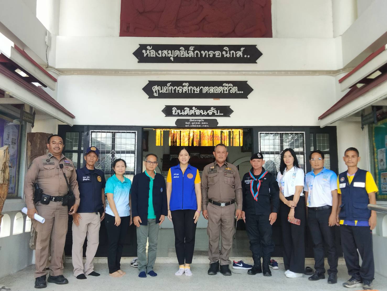 ร่วมประชุมและลงพื้นที่ตรวจตราการดำเนินกิจการของมูลนิธิในพื้นที่