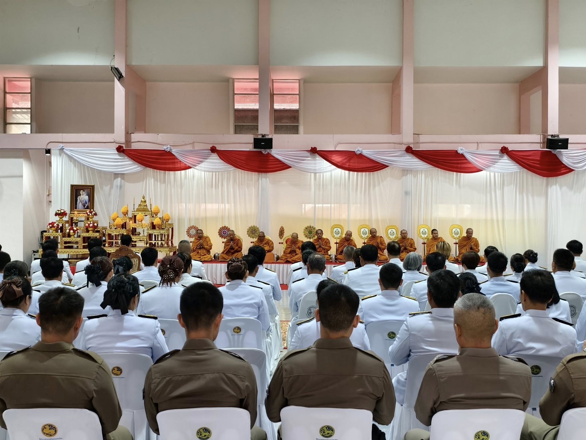 ร่วมกิจกรรม วันเฉลิมพระเกียรติ พระบาทสมเด็จพระปรเมนทรมหาอานันทมหิดล พระอัฐมรามาธิบดินทร เนื่องในวันพระบรมราชสมภพ ครบ 100 ปี